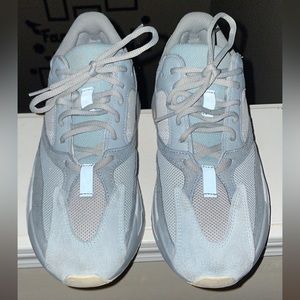Yeezy 700 inertia